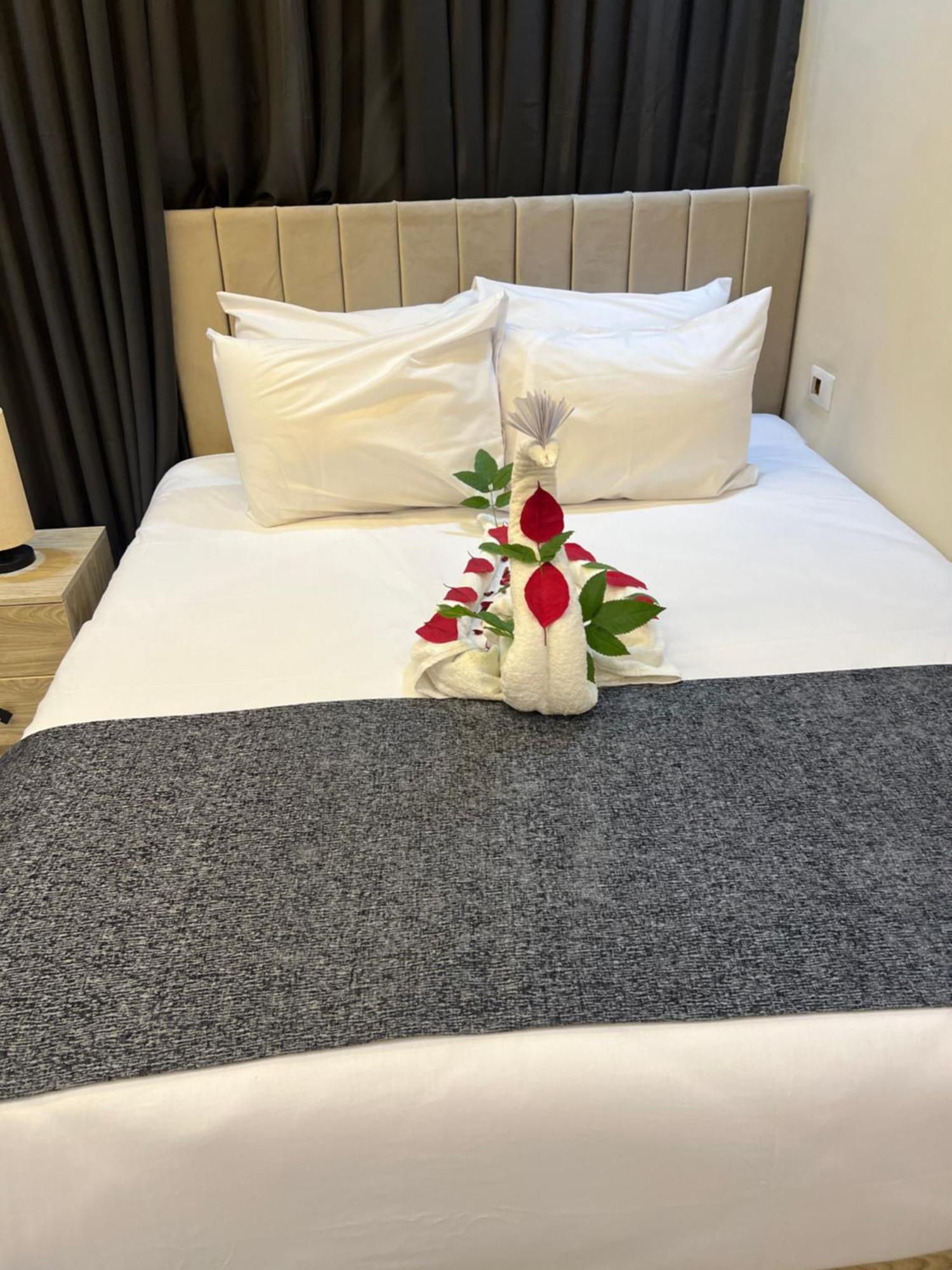 Golden Scarab Pyramids Hotel Kafrat al Jabal Екстер'єр фото