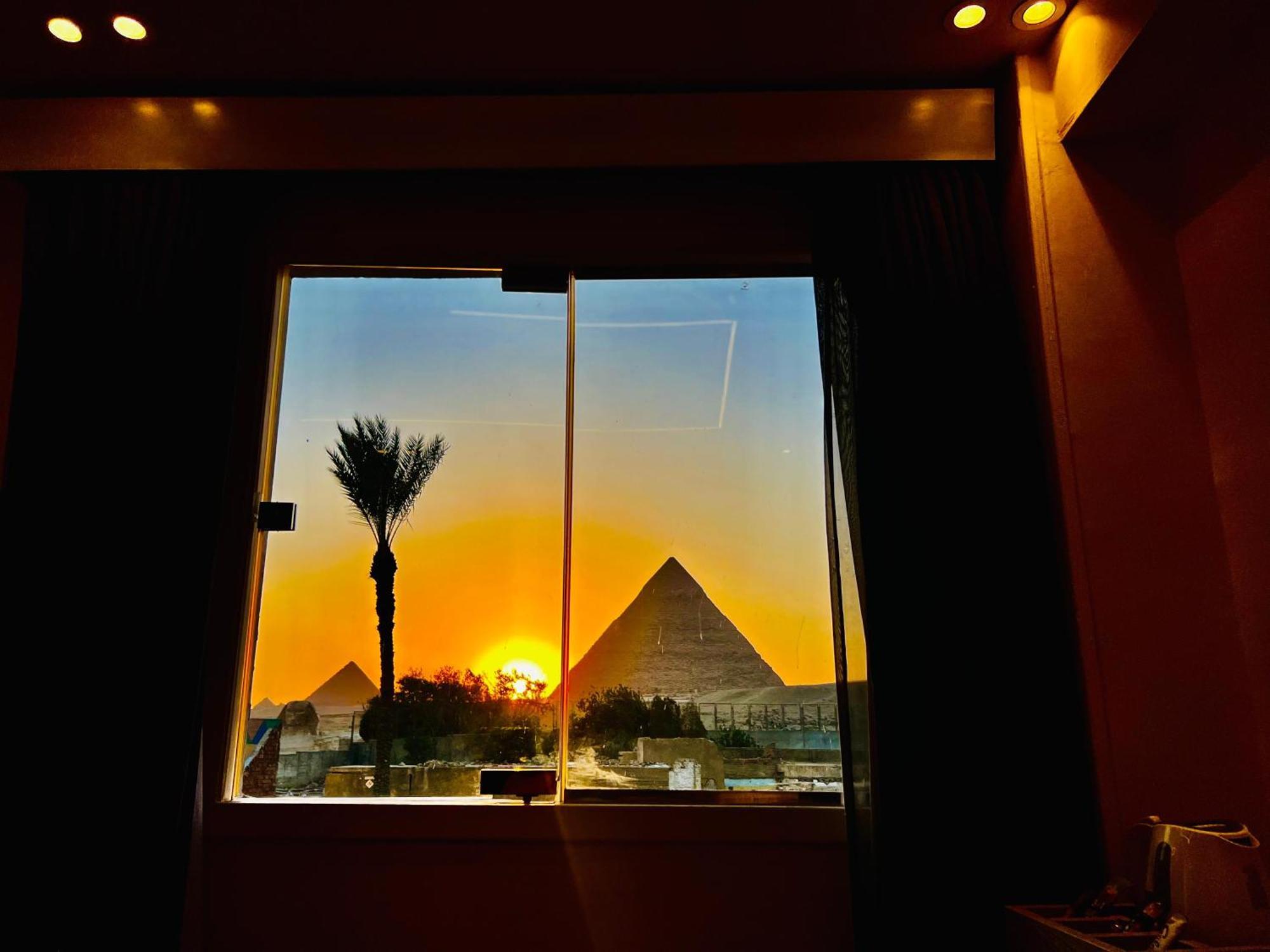 Golden Scarab Pyramids Hotel Kafrat al Jabal Екстер'єр фото