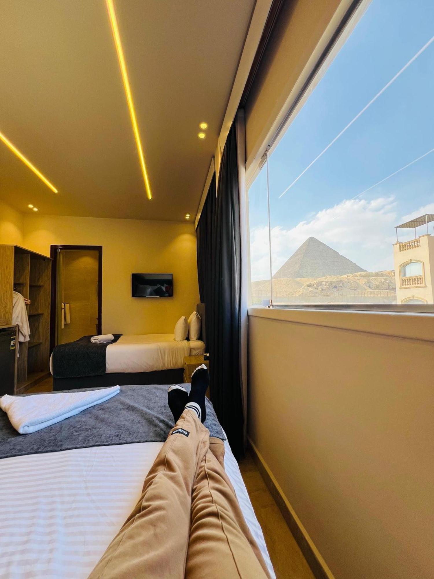Golden Scarab Pyramids Hotel Kafrat al Jabal Екстер'єр фото