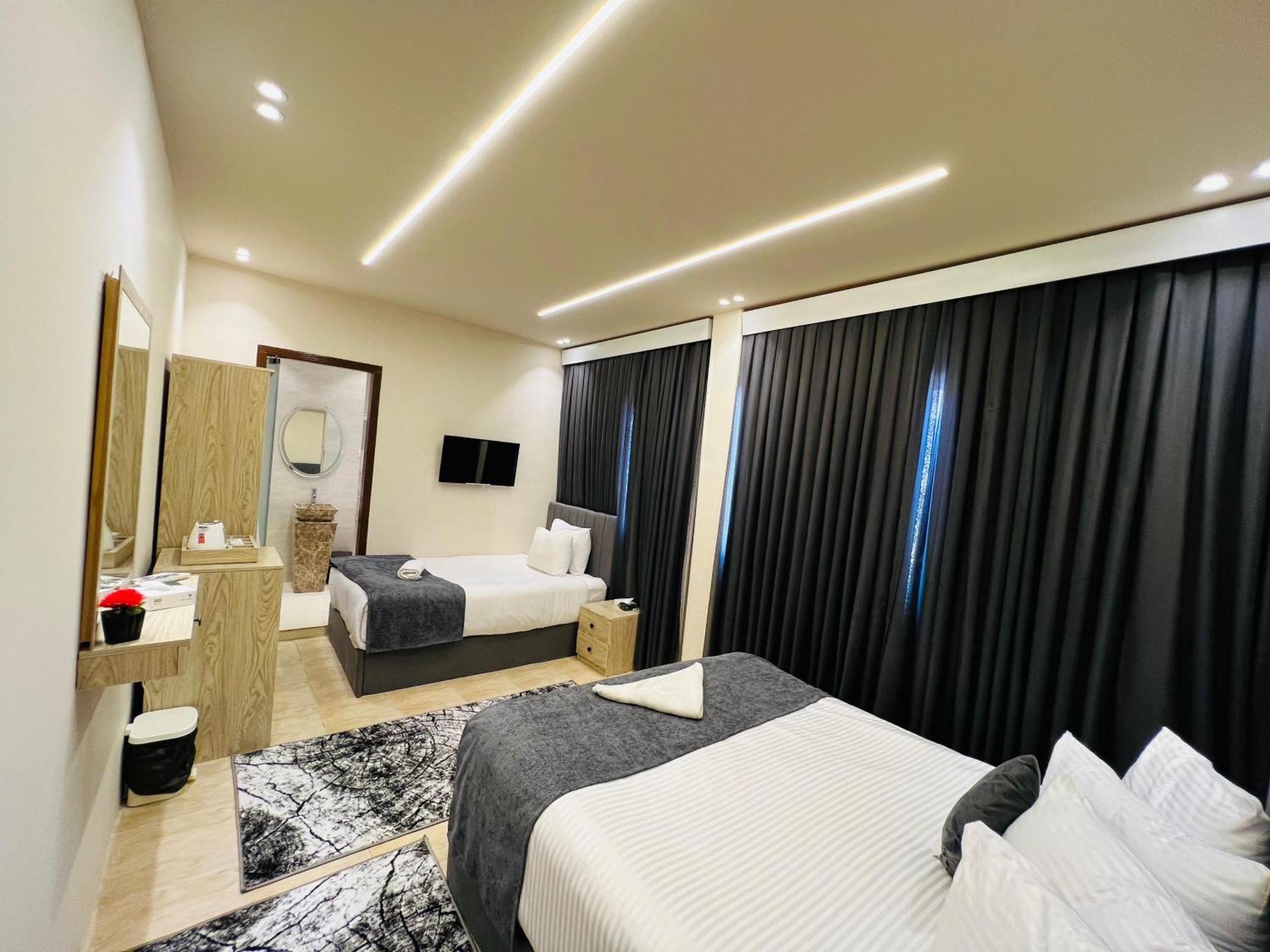 Golden Scarab Pyramids Hotel Kafrat al Jabal Екстер'єр фото
